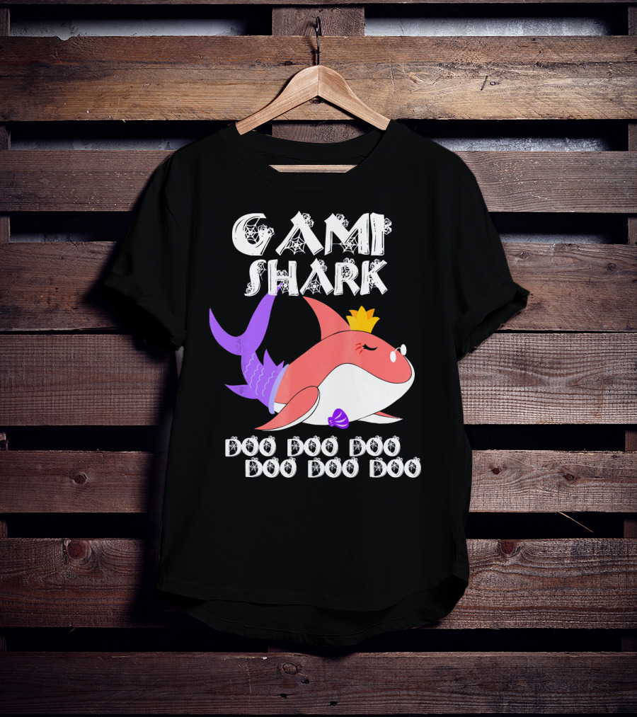 Gami Shark Doo Doo Doo Cute Crowned Shark With Purple Fins T-Shirt