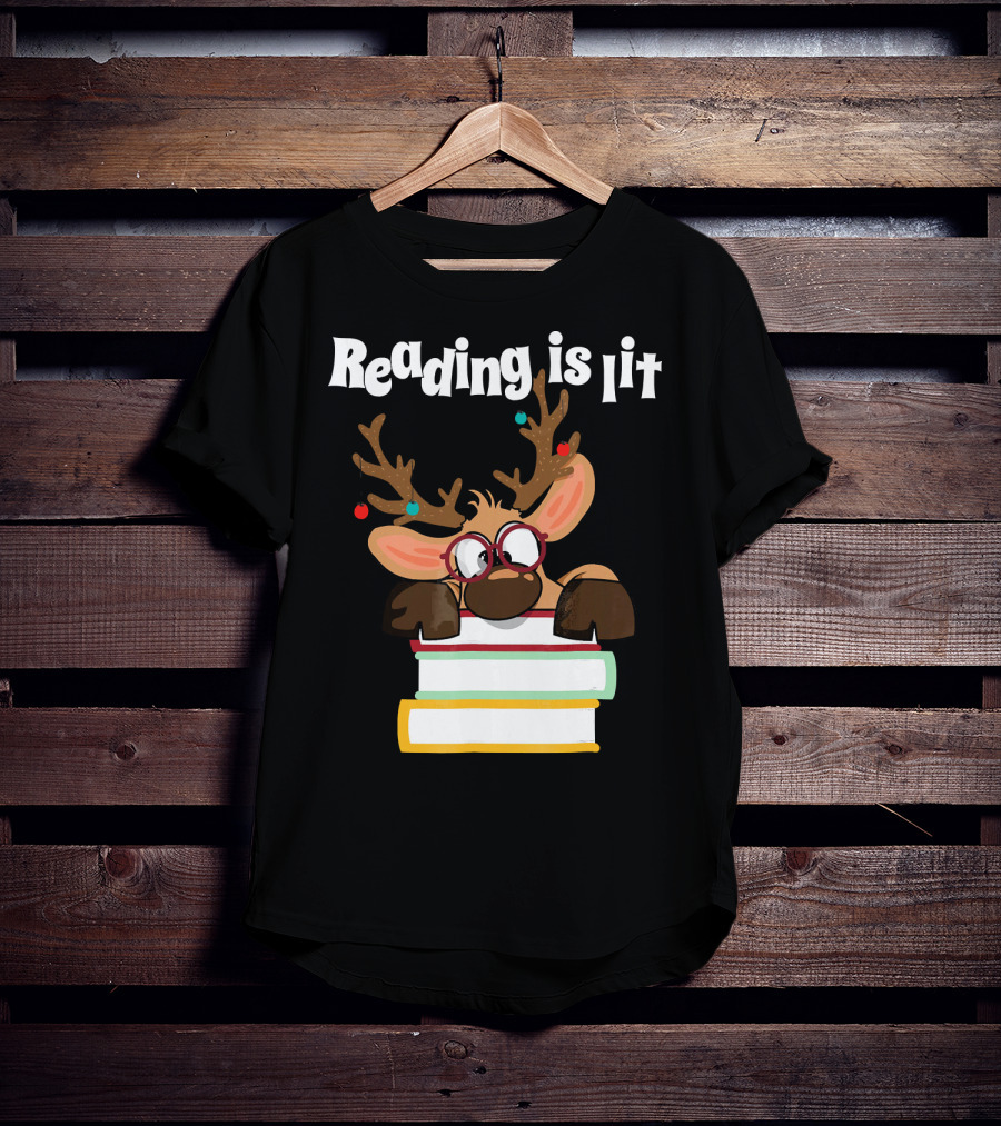 Reading Is Lit Reindeer With Books And Glasses T-Shirt