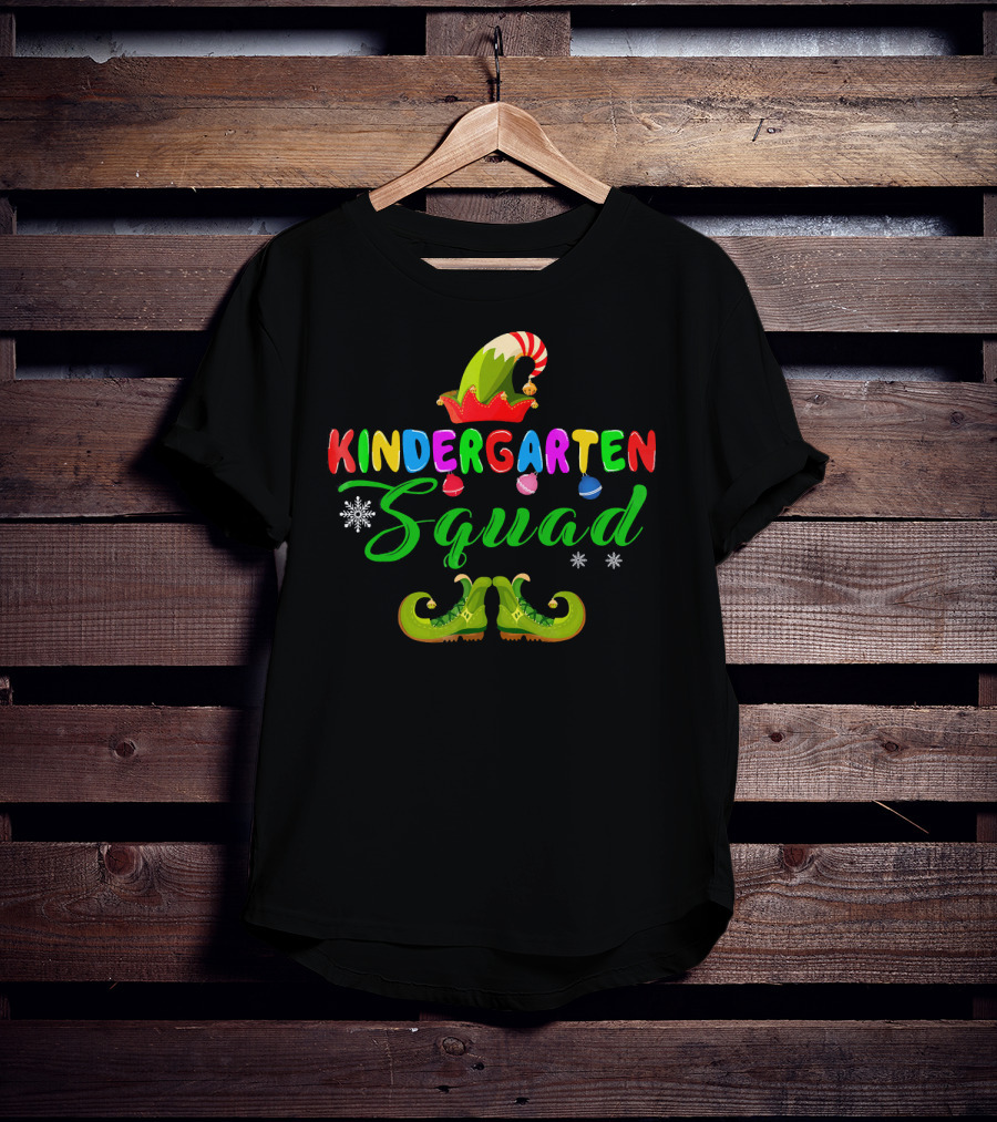 Kindergarten Squad Christmas Elf Hat And Shoes T-Shirt