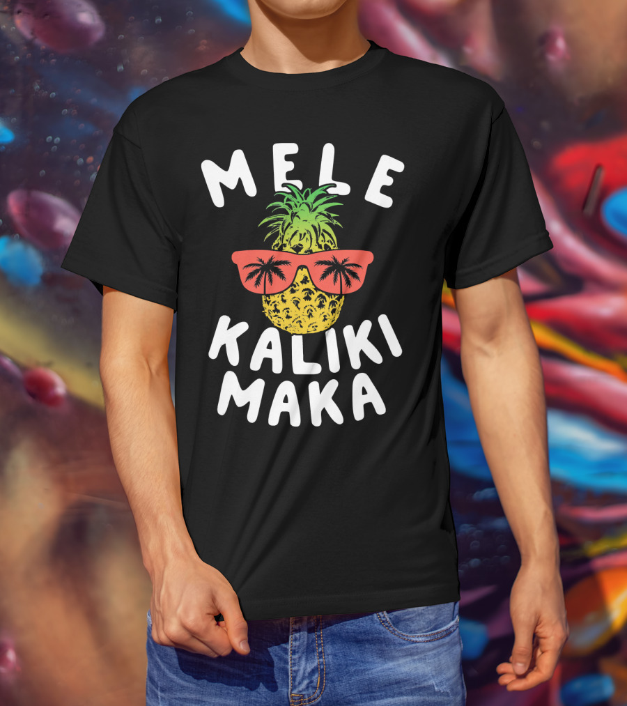 Mele Kalikimaka Pineapple With Sunglasses And Palm Trees T-Shirt