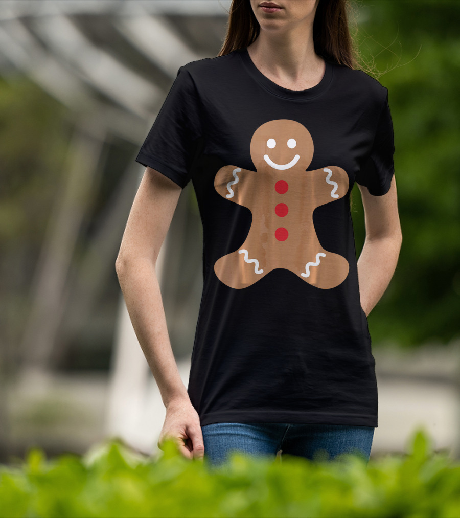 Smiling Gingerbread Man Holiday Cookie Decor T-Shirt