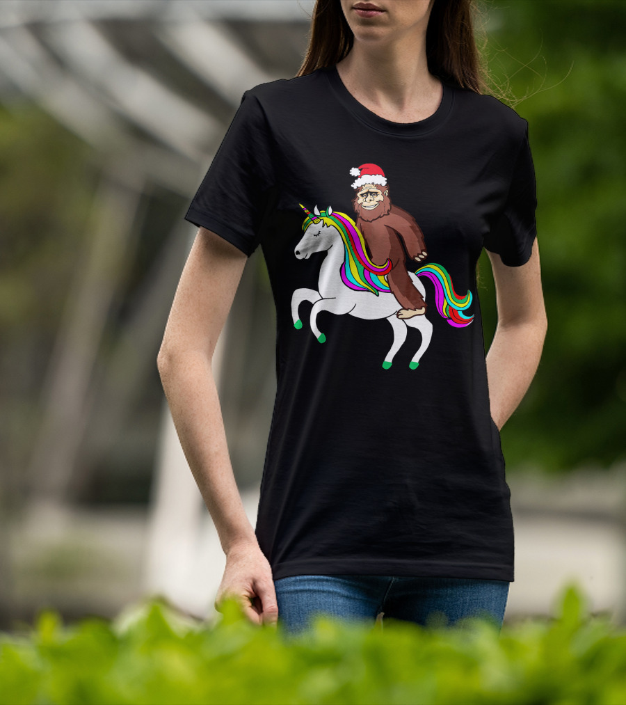 Bigfool Riding Unicorn With Santa Hat Rainbow Mane T-Shirt