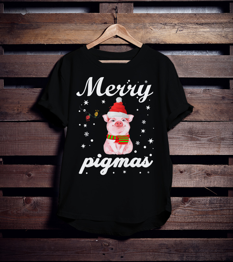 Merry Pigmas Santa Pig With Christmas Lights And Snowflakes T-Shirt