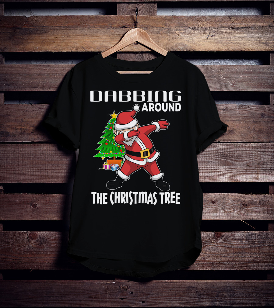 Dabbing Around The Christmas Tree Santa Claus With Presents T-Shirt