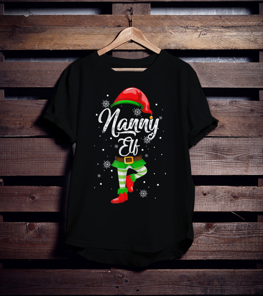 Nanny Elf Festive Christmas Snowflakes T-Shirt