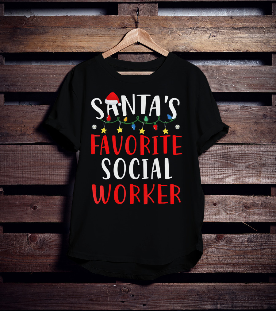 Santa's Favorite Social Worker Christmas Lights Festive Snowflakes Stars T-Shirt