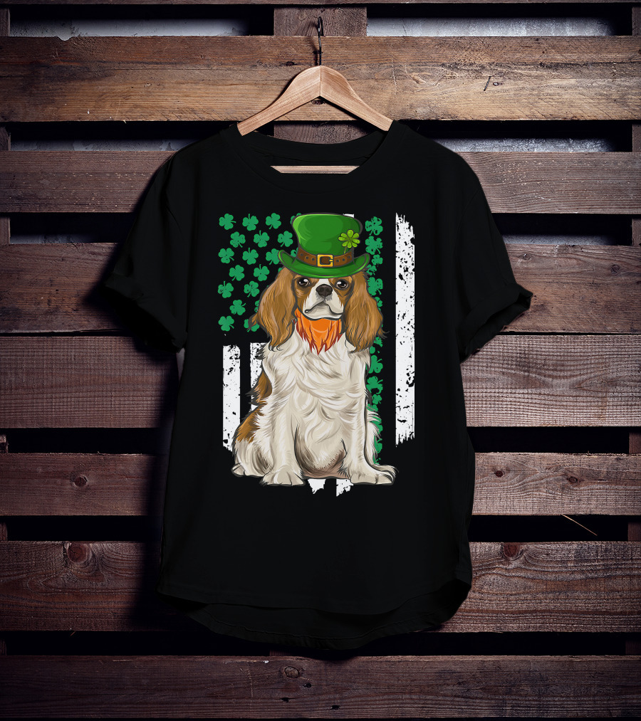 King Charles Spaniel St Patricks Day Irish Dog With Green Hat And Shamrocks T-Shirt