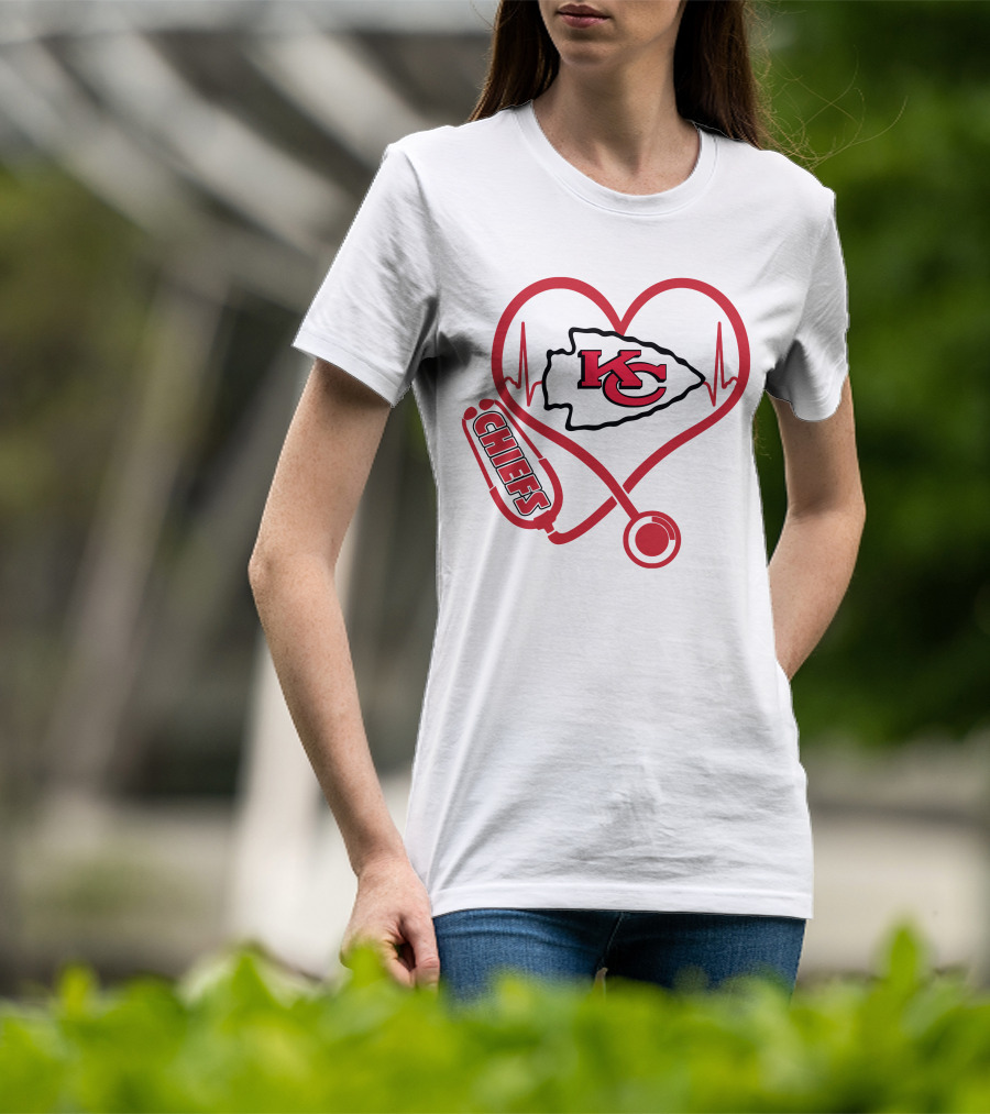 Nurse KC Chiefs Stethoscope Heartbeat T-Shirt