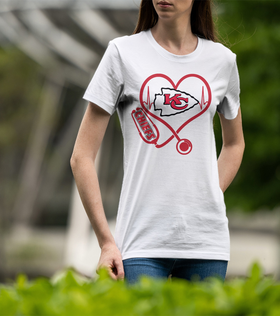 Kansas City Chiefs Stethoscope Heartbeat Nurse Chiefs T-Shirt
